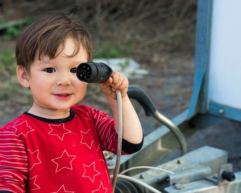 Teaching Your Overactive Toddler to Calm Down -Expectations Versus the Reality