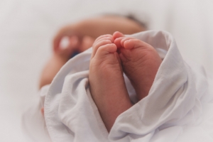 Skin-to-Skin Contact may Help Preterm Babies in Pain